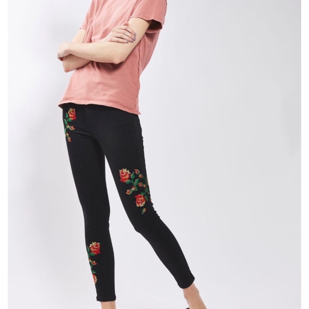 🌟SALE🌟TOPSHOP Jamie Embroidered Jeans - Picture 2 of 8